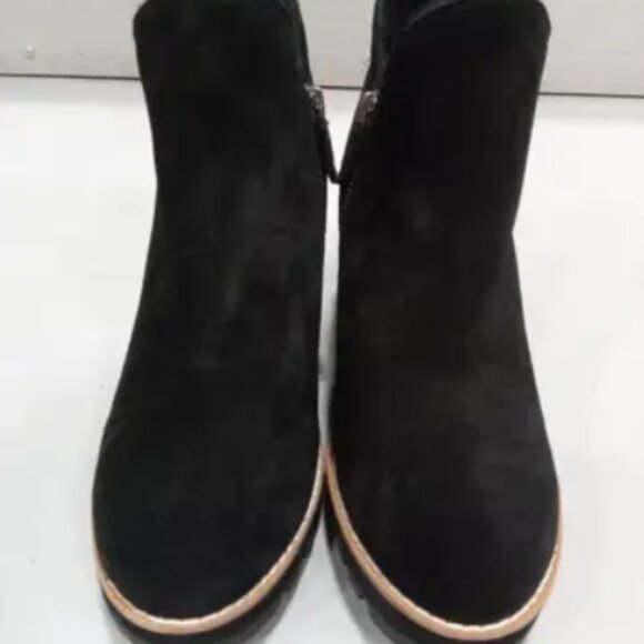 Eileen Fisher Shoes - Eileen Fisher Chalet Genuine Shearling Lined Wedge Boot in Black, Size 6